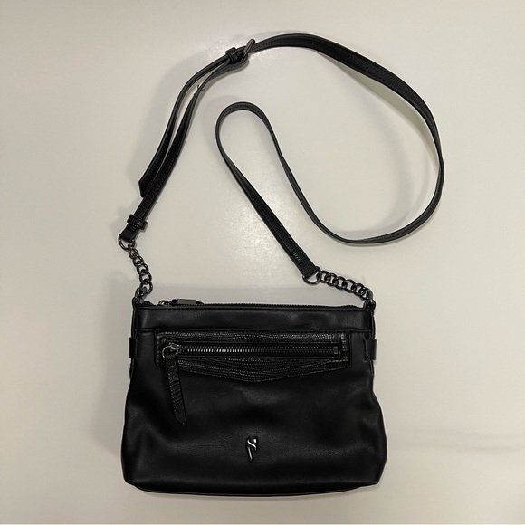 Simply Vera Wang Loren Crossbody Bag Black Faux Leather Adjustable Strap  Zipper - Picture 2 of 13